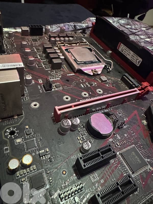 motherboard with cpu and ram 0