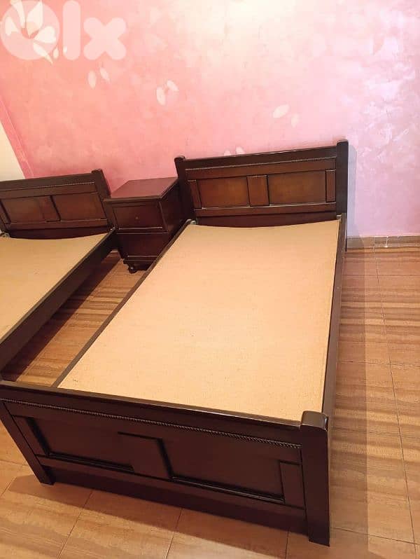 اوضة نوم طابقين تختين خشب زان ولاتي ملبسة قشر زان 4