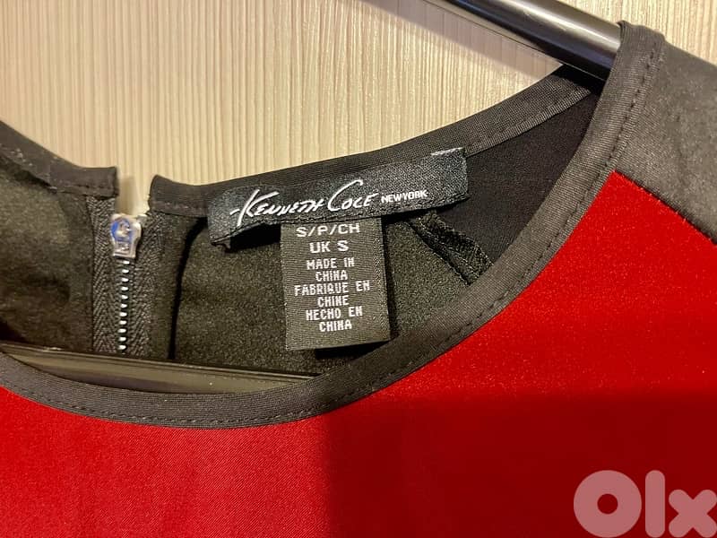 kenneth Cole red bordeaux top 2