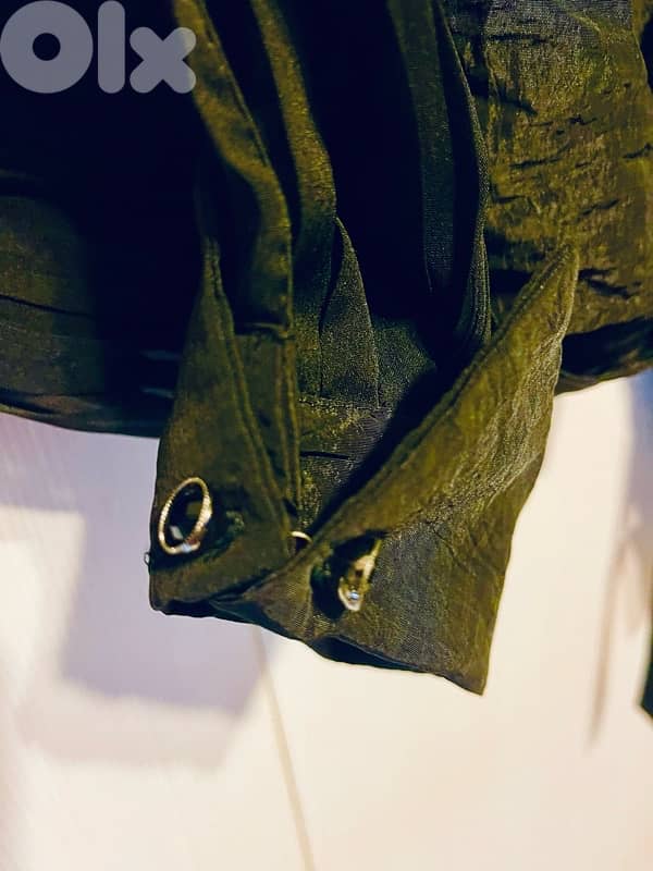 classy black Cache-coeur 1