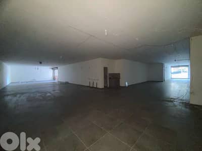 Catchy shop for sale in Dawhet aarmoun, Aley / دوحة عرمون، عاليه