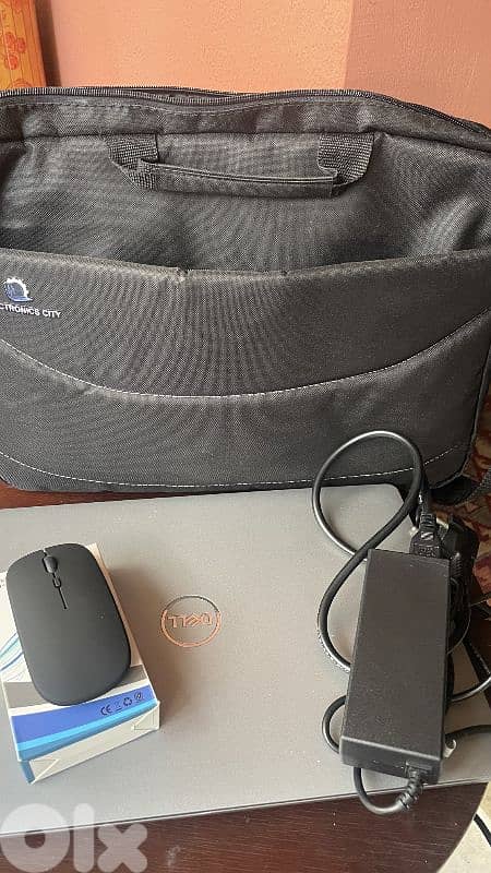 Dell Latitude 5511 4