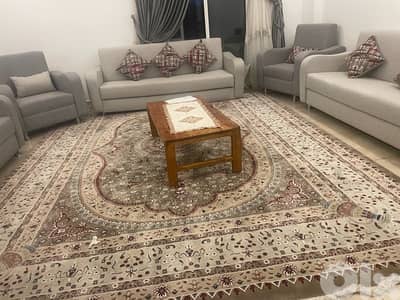 saloon used in a good condition