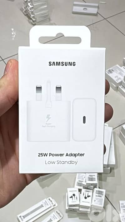 Samsung 25w pd adapter usb-c 3 pin white