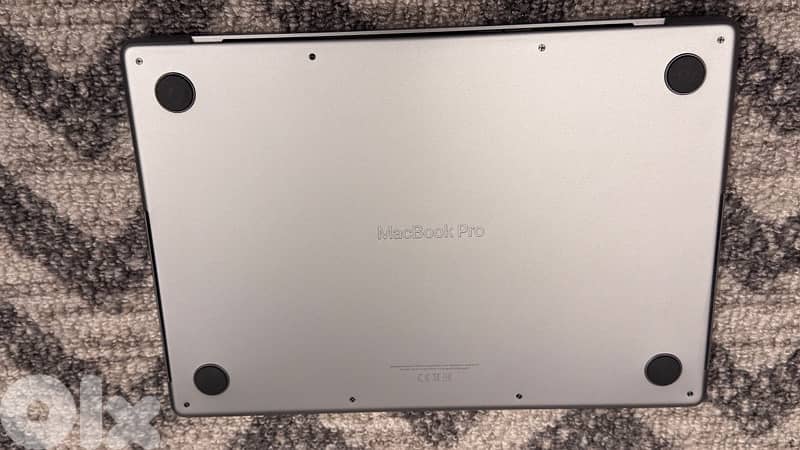 Macbook Pro M2 Pro (512 GB 16 RAM) Very Clean 7