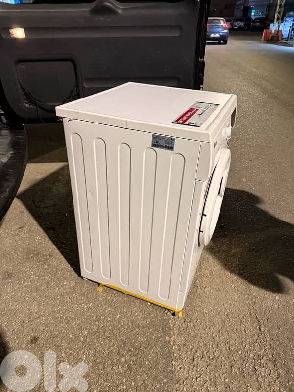 LG 7 kg, Front Load Washer 7kg, b3da sherke 3