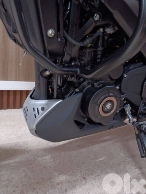 Bajaj Dominar 400cc 0klm abs injection full led dealer warranty 3