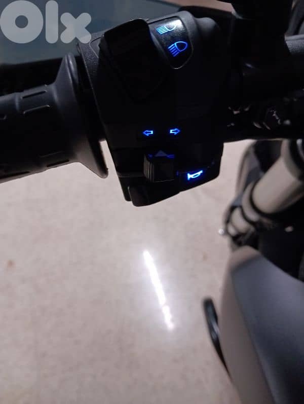 Bajaj Dominar 400cc 0klm abs injection full led dealer warranty 5