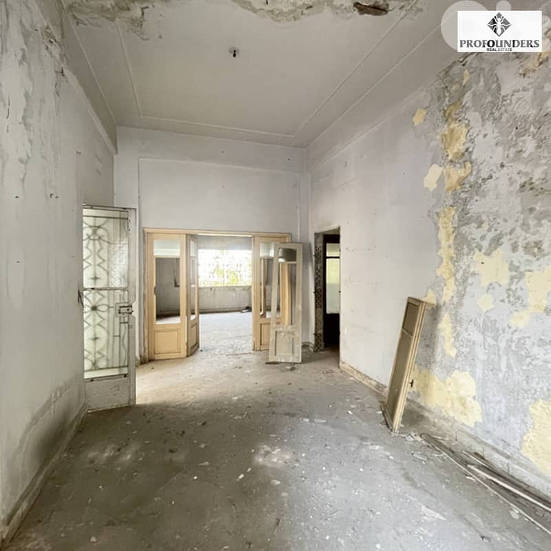 Building for rent in Achrafieh شقة للايجار في الاشرفية 2