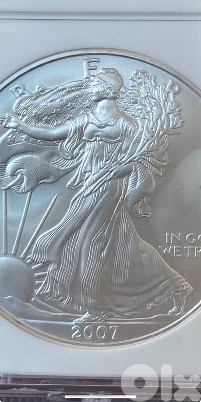 واحد أونصة فضة قيمة واحد دولار سنة ٢٠٠٧ مشهد  MS69 NGC