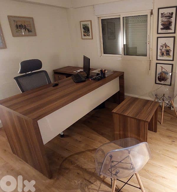 -New L-shaped desk with side extension+ front table+ office chair 0