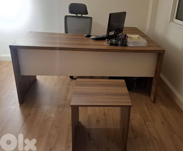 -New L-shaped desk with side extension+ front table+ office chair 2
