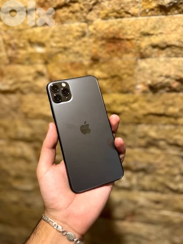 Iphone 11 pro max 2