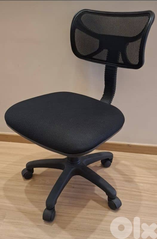 -New L-shaped desk with side extension+ front table+ office chair 9