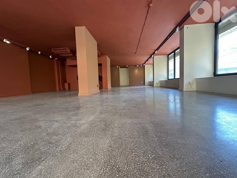 Showroom For Rent In Clemenceau | صالة للايجار في كليمونصو 0