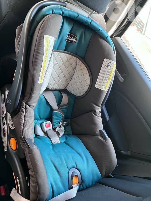 chicco Car seat 1