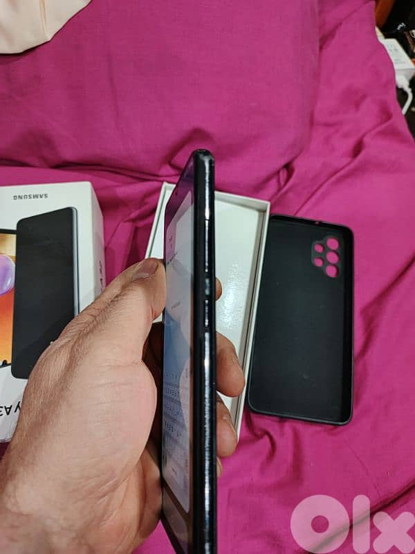 هاتف سامسونغ بالكرتونة 4