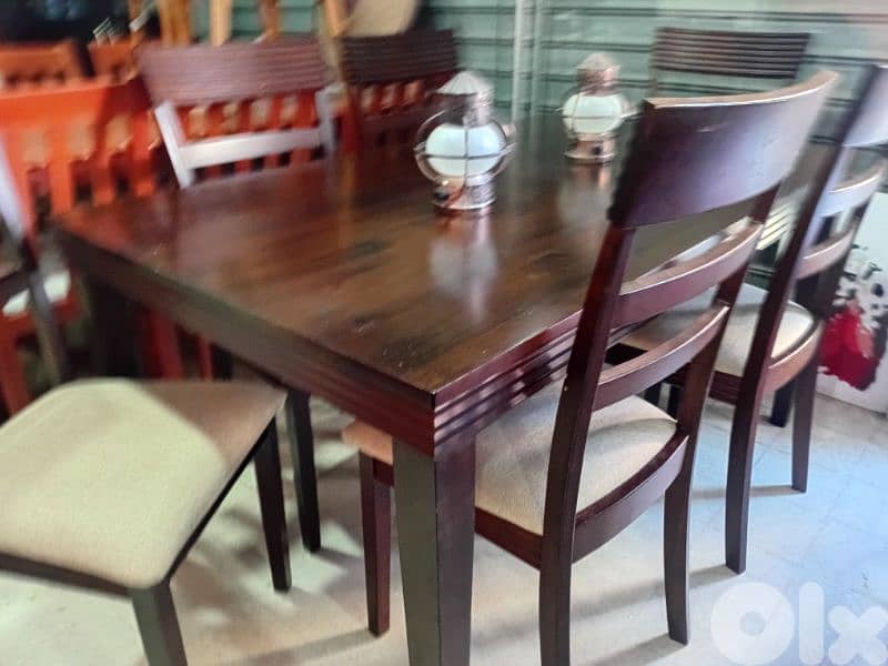 طاولي شبه جديد 0