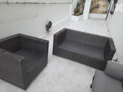 طقم حديقة شبه جديد