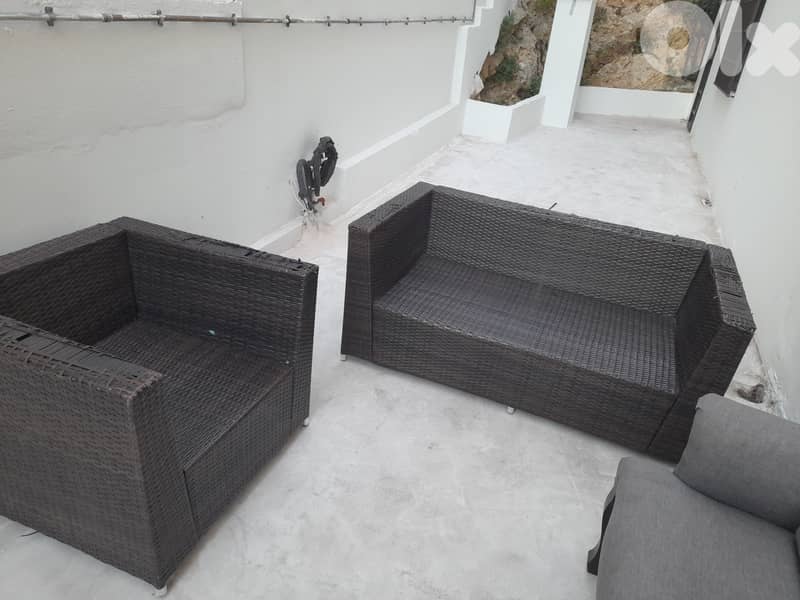 طقم حديقة شبه جديد 0