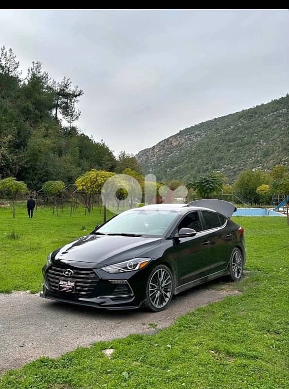 Hyundai Elantra 2018 0