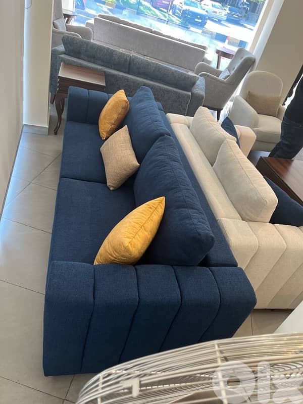 للبيع غرفة جلوس 1