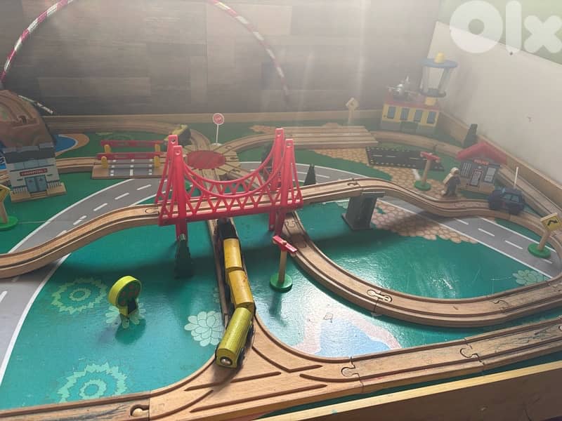 Kidskraft Waterfall Mountain Train Table - Wooden set with table 2