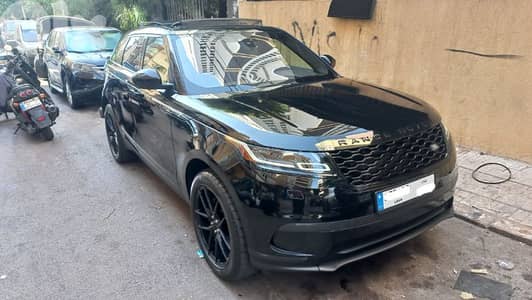 Range Rover 2022 black/black Like brand New- سعر مغر