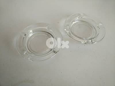 Two round glass ashtrays - Not Negotiable