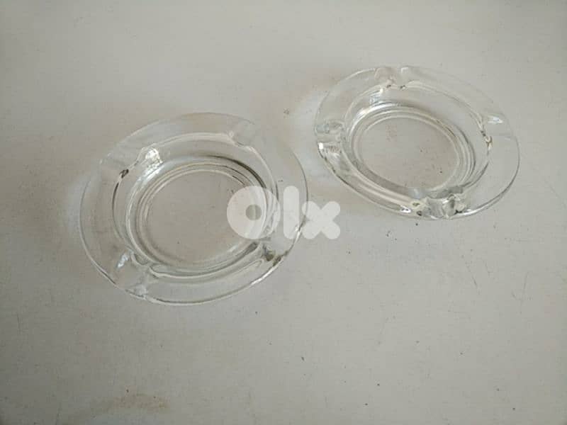 Two round glass ashtrays - Not Negotiable 0