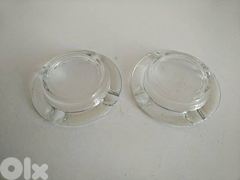 Two round glass ashtrays - Not Negotiable 1