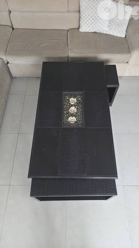 Real wood living room table 6