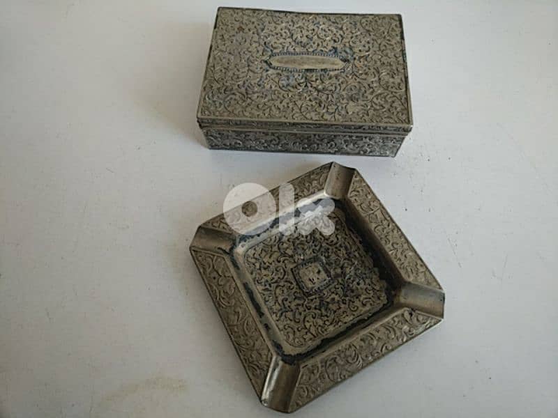 Vintage cigarette box with ashtray (Made in Japan) - Not Negotiable 0