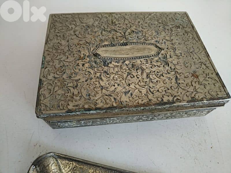 Vintage cigarette box with ashtray (Made in Japan) - Not Negotiable 2