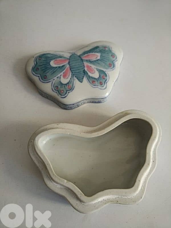 Old butterfly jewels box - Not Negotiable 4