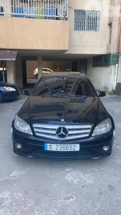 Mercedes-Benz C-Class 2010