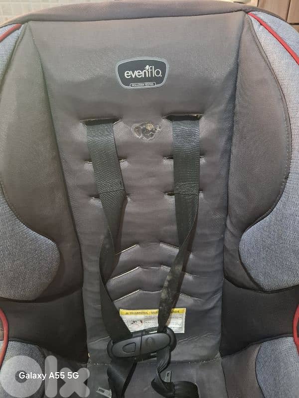 عرباية مع كرسي سيارة للبيبي 2