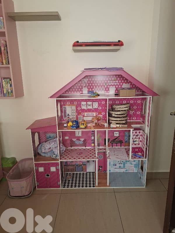 بيت باربي كبير مع مطبخ 0