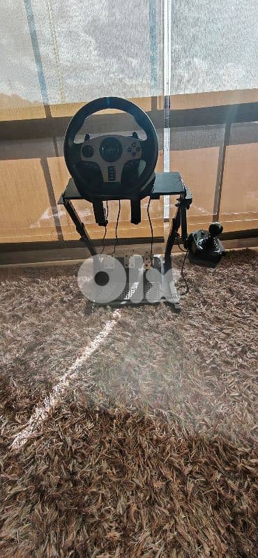 steering wheel + stand 2