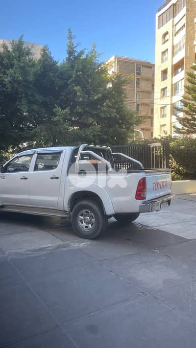 Toyota Hilux 2011
