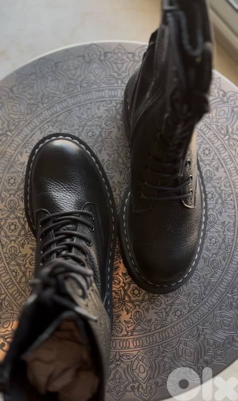 STEVE MADDEN RANGER BOOTS NEVER WORN 6