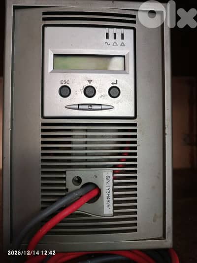 Online UPS 1350W Online UPS 1350W