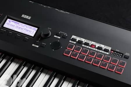 Korg Kross 2 88 Keys Synthesizer Workstation
