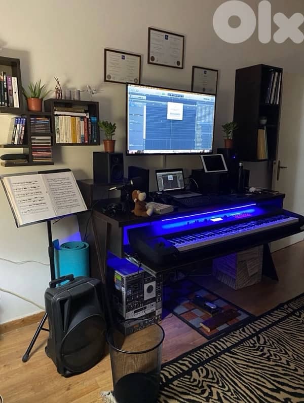 Korg Kross 2 88 Keys Synthesizer Workstation 3