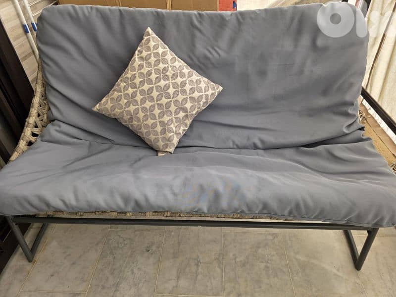 outdoor furniture (3+1+1 + table) 3