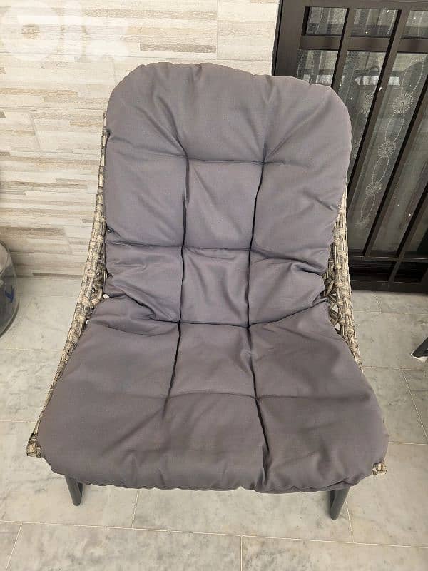 outdoor furniture (3+1+1 + table) 4