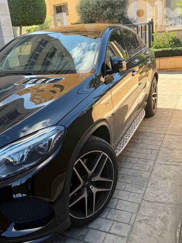 Mercedes-Benz GLE-Class 2017 0