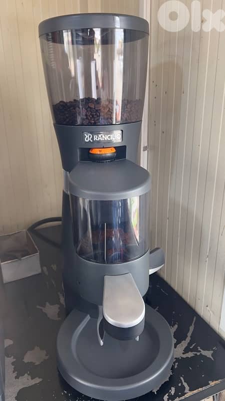 مكنة إكسبرس رانشيليو ليڤا 2024 شبه جديدة + مطحنة رانشيليو موديل 2025 5