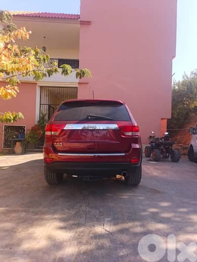 جيب جراند شيروكى 2012 جيب جراند شيروكى 2012