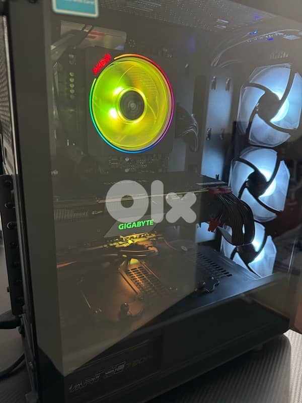 Gaming PC RTX 2070 Super | Ryzen 7 | 16GB RAM + 144 Hz Asus Monitor 2